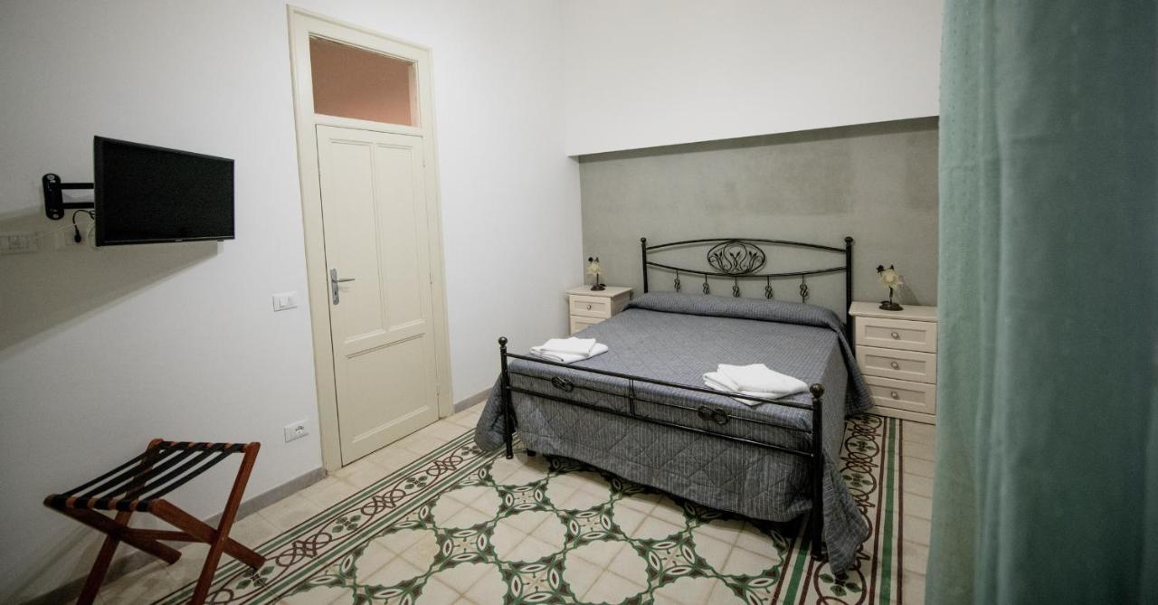 Staiti Apartments Trapani Eksteriør bilde