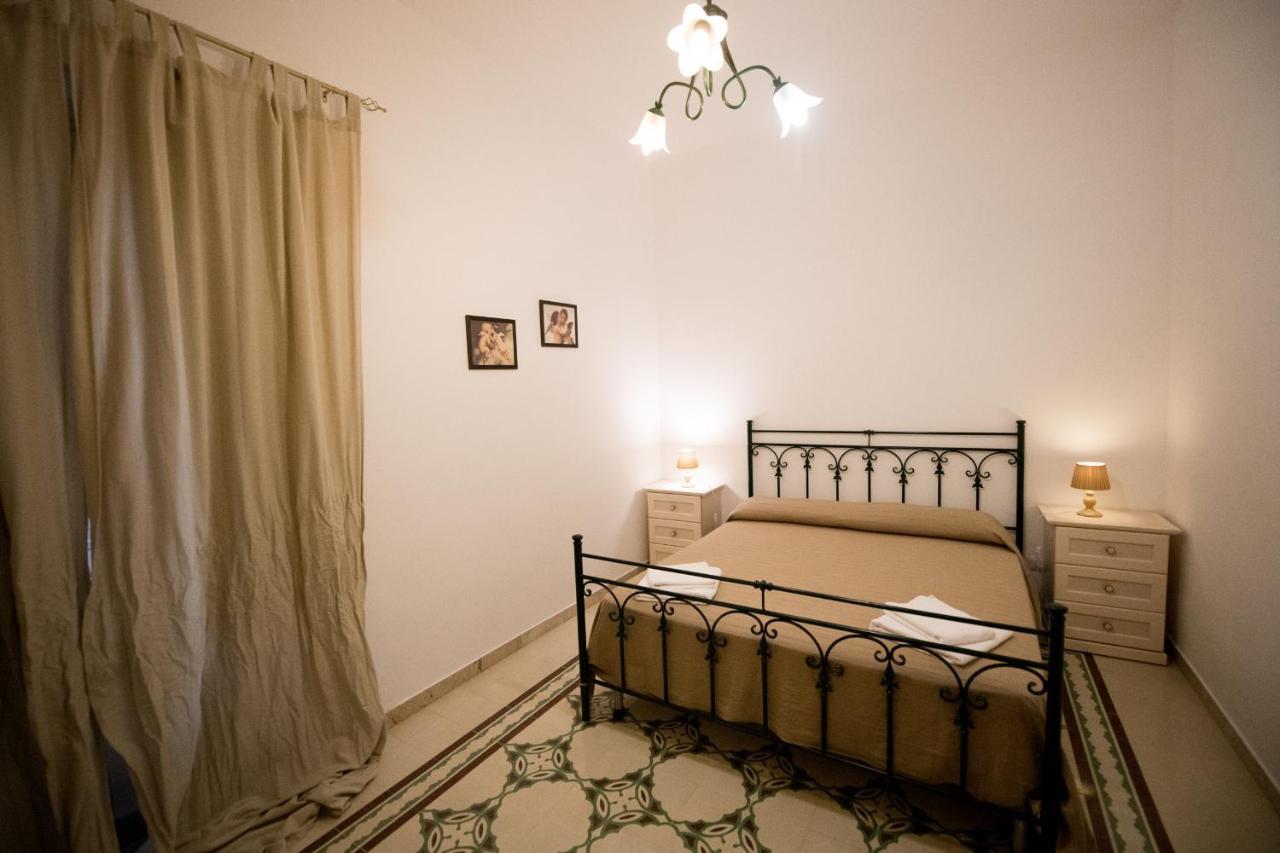 Staiti Apartments Trapani Eksteriør bilde
